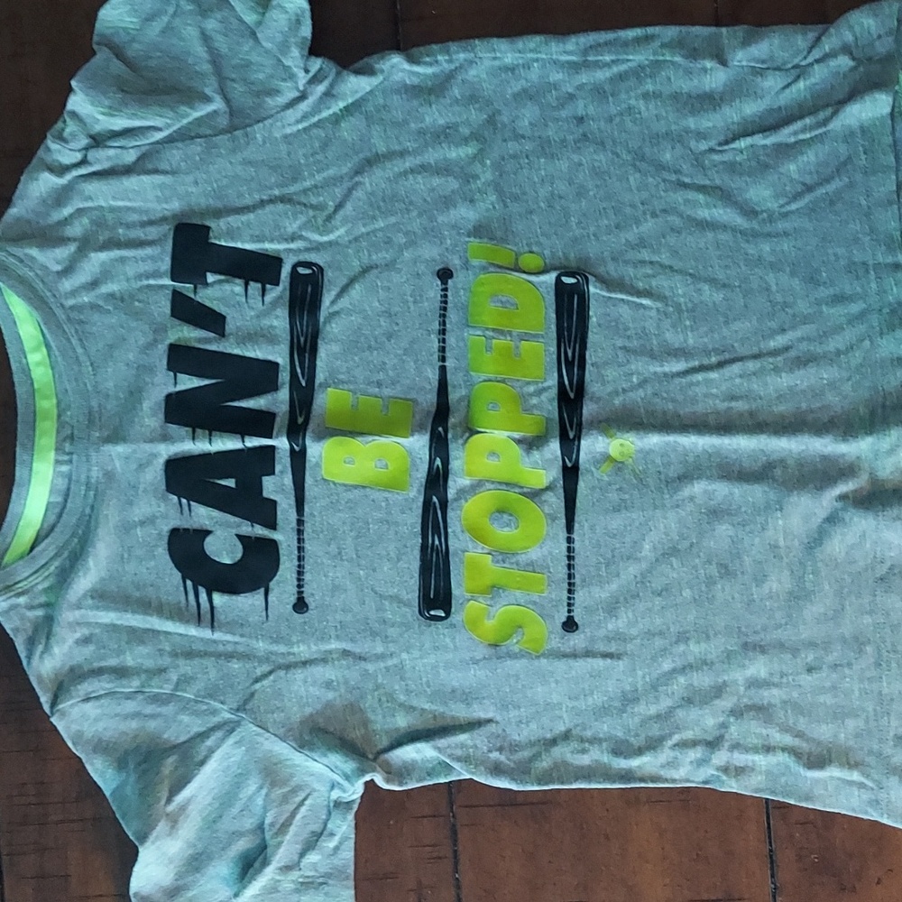 Boys Oshkosh tshirt